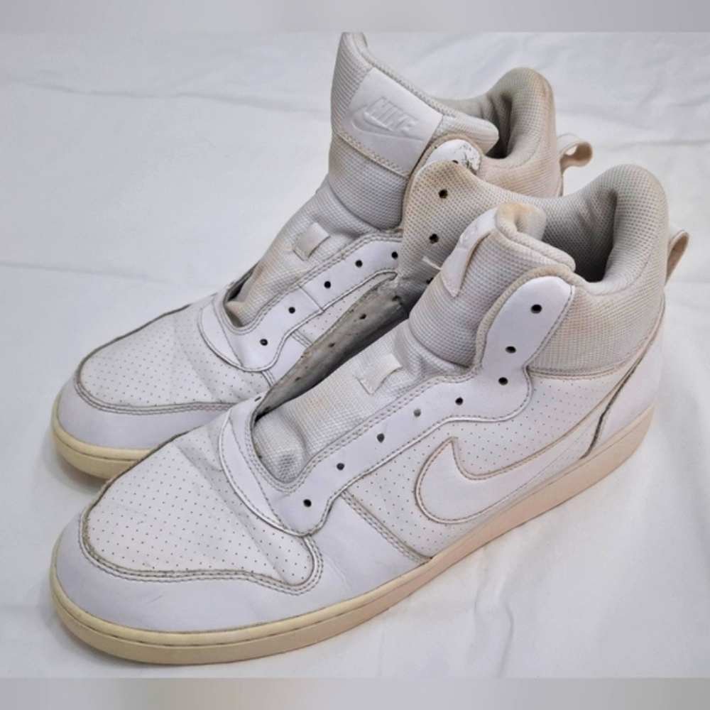Men's White High-Top Sneakers Sz.13. Preowned.
